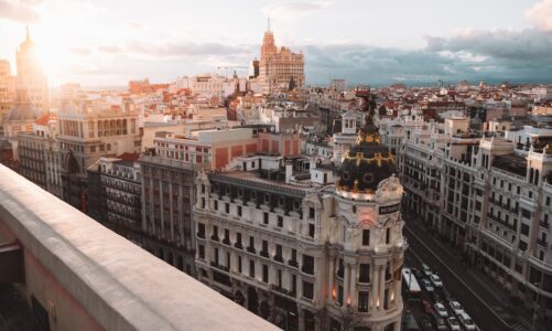 Zakup nieruchomości w Hiszpanii - samodzielnie czy z pomocą agencji?